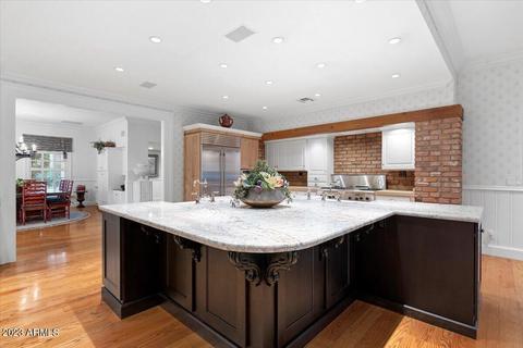1001 E Caroline Ln, Tempe, AZ 85284 photo 9