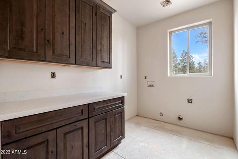 2250 Big Bear Cir, Overgaard, AZ 85933 photo 13