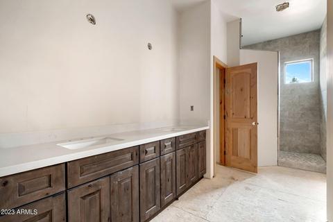 2250 Big Bear Cir, Overgaard, AZ 85933 photo 11