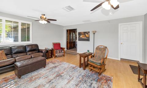 2943 E Cannon Dr, Phoenix, AZ 85028 photo 6