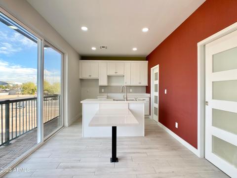 Kitchen - 1106 W Vogel Ave, Phoenix, AZ 85021 photo 4 of 10