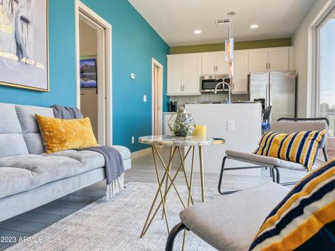 Living - 1106 W Vogel Ave, Phoenix, AZ 85021 photo 1 of 10