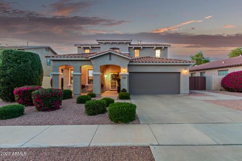 1252 E Strawberry Dr, Gilbert, AZ 85298