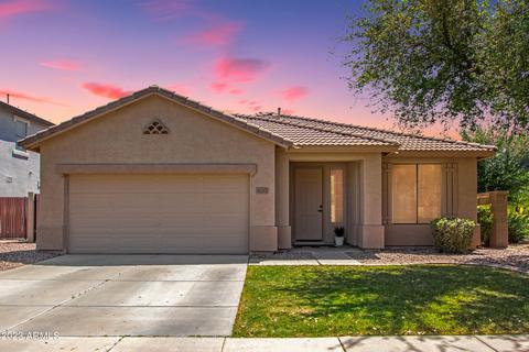 4225 E Cloudburst Ct, Gilbert, AZ 85297