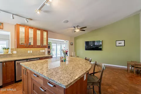 2041 E Lodge Dr, Tempe, AZ 85283 photo 10