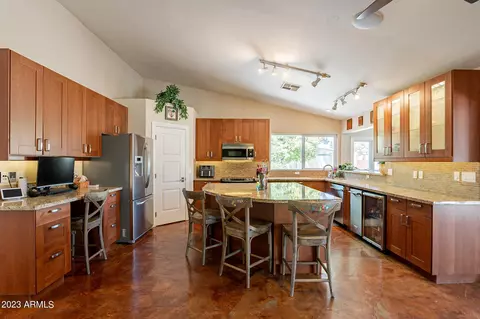 2041 E Lodge Dr, Tempe, AZ 85283 photo 9