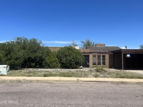 1129 Meadows Dr, Sierra Vista, AZ 85635