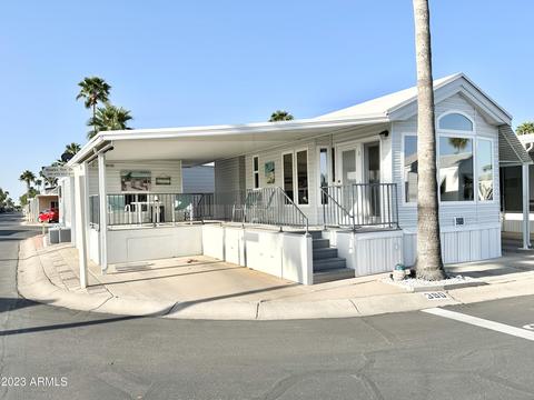 390 S Hawks Eye Dr, Apache Junction, AZ 85119 photo 2