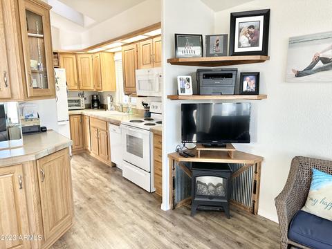 390 S Hawks Eye Dr, Apache Junction, AZ 85119 photo 26