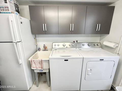 390 S Hawks Eye Dr, Apache Junction, AZ 85119 photo 49
