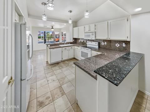 4337 Encinas Ave, Gilbert, AZ 85234 photo 4