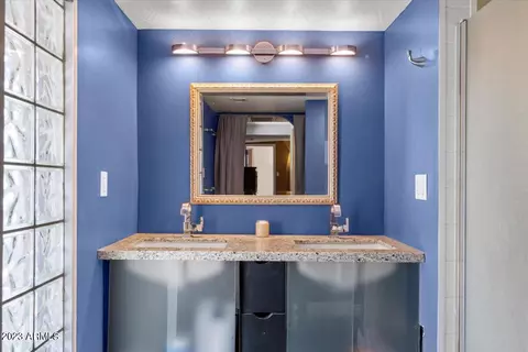 4215 E Fairmount Ave, Phoenix, AZ 85018 photo 9