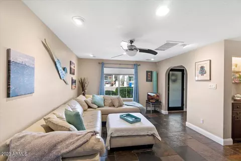 4215 E Fairmount Ave, Phoenix, AZ 85018 photo 3
