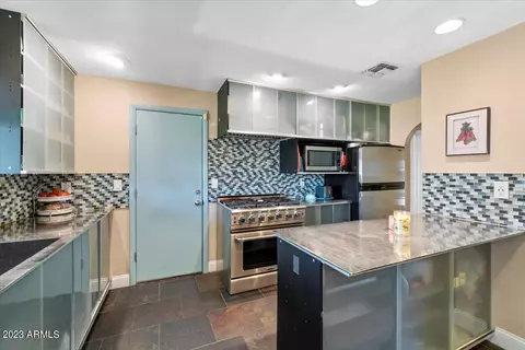 4215 E Fairmount Ave, Phoenix, AZ 85018 photo 4