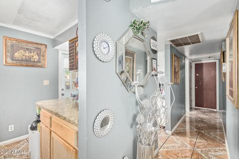 8132 W Avalon Dr, Phoenix, AZ 85033 photo 8