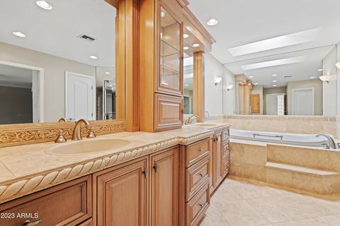 4221 E Mcdonald Dr, Phoenix, AZ 85018 photo 33