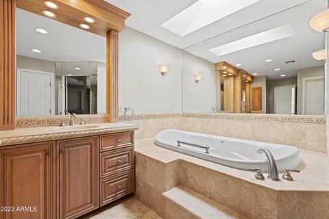 4221 E Mcdonald Dr, Phoenix, AZ 85018 photo 32