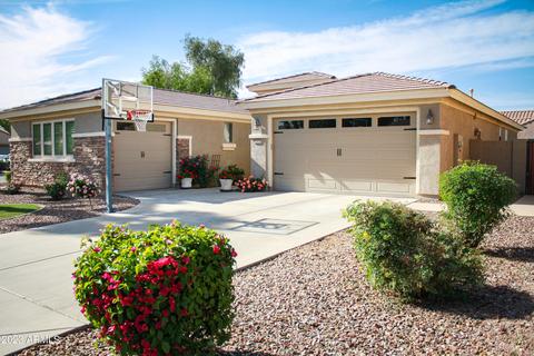 1384 E Bluebird Dr, Gilbert, AZ 85297