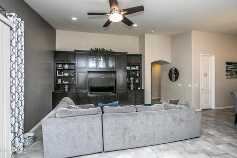 1640 E Nightingale Ln, Gilbert, AZ 85298 photo 10