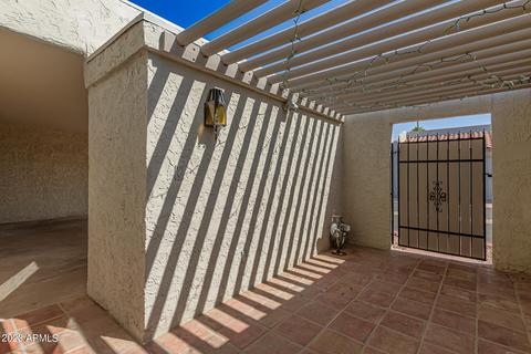 820 E Fern Dr N, Phoenix, AZ 85014 photo 4