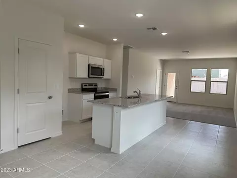 5834 E Athena Rd, Florence, AZ 85132 photo 4