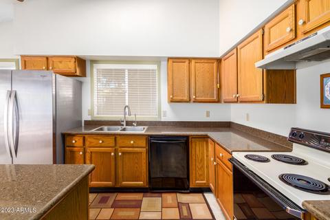 4526 E Towne Ln, Gilbert, AZ 85234 photo 14