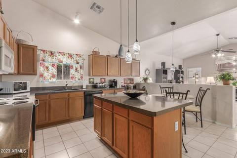 495 N Bluejay Dr, Gilbert, AZ 85234 photo 2
