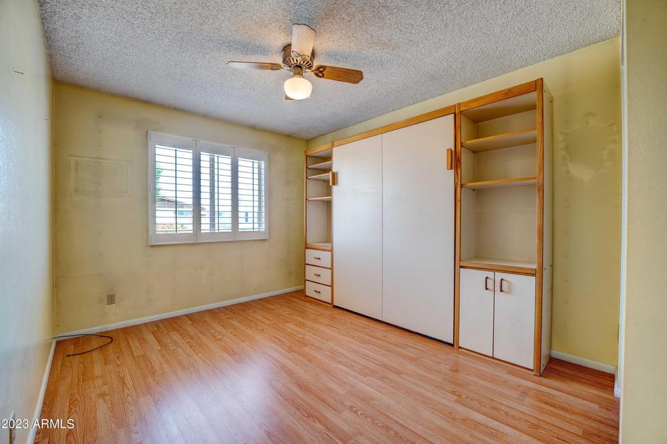  3823 W Barnes Ln, Phoenix, AZ 85051 photo 11