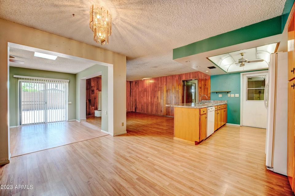  3823 W Barnes Ln, Phoenix, AZ 85051 photo 20