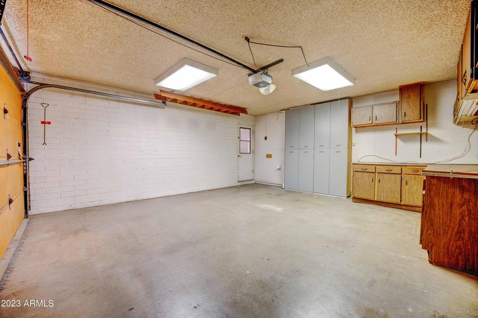  3823 W Barnes Ln, Phoenix, AZ 85051 photo 30