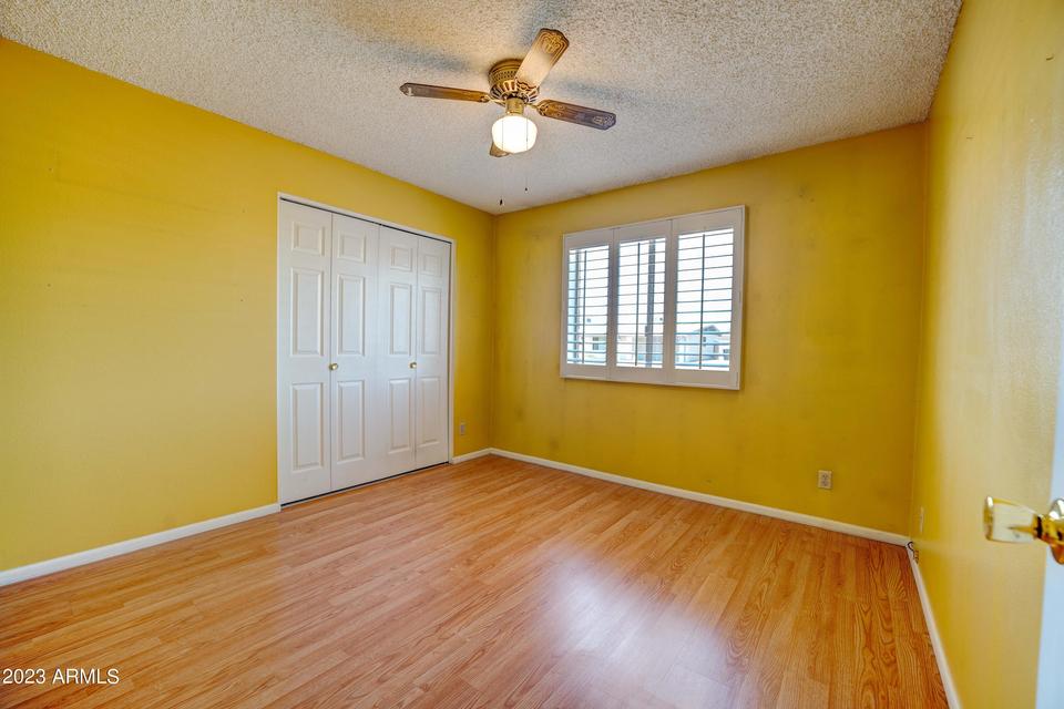  3823 W Barnes Ln, Phoenix, AZ 85051 photo 9