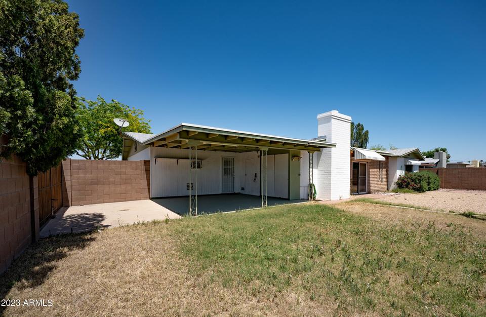  3823 W Barnes Ln, Phoenix, AZ 85051 photo 32