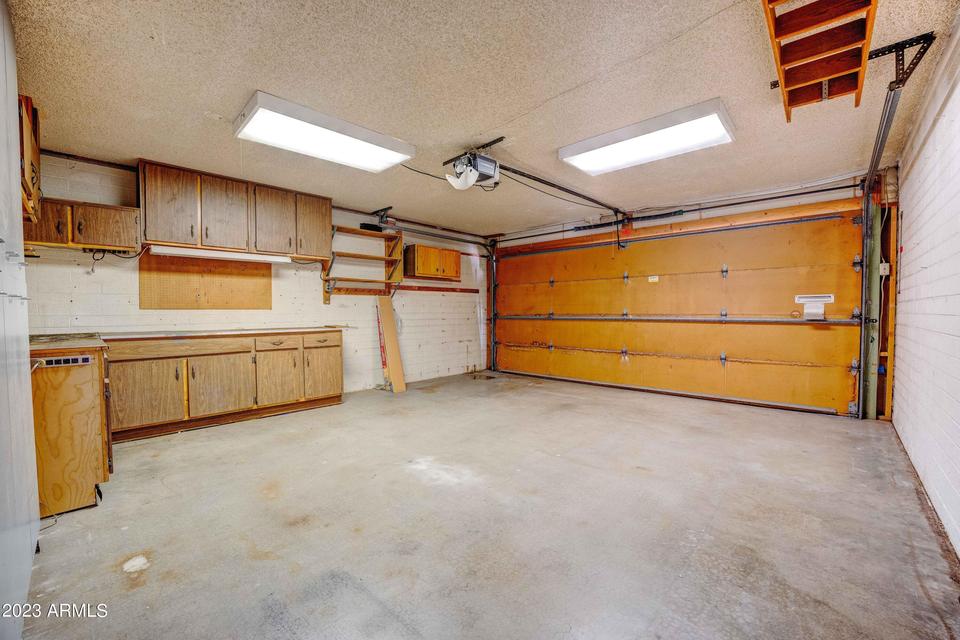  3823 W Barnes Ln, Phoenix, AZ 85051 photo 29