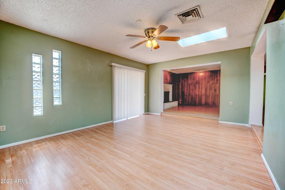  3823 W Barnes Ln, Phoenix, AZ 85051 photo 18