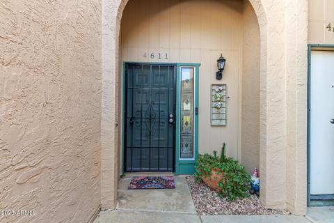 4611 W Continental Dr, Glendale, AZ 85308