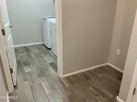 7804 W Odeum Ln, Phoenix, AZ 85043 photo 8