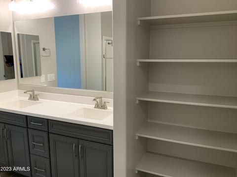 7804 W Odeum Ln, Phoenix, AZ 85043 photo 15