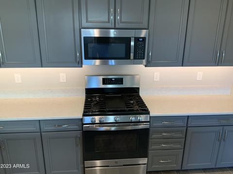 7804 W Odeum Ln, Phoenix, AZ 85043 photo 11