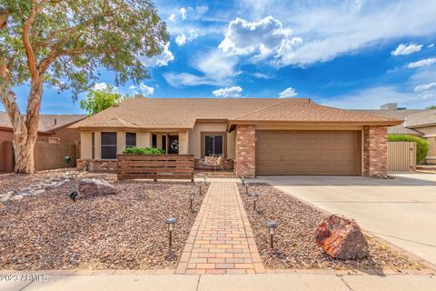 2742 N Rugby Cir, Mesa, AZ 85215