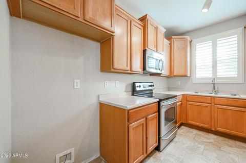 4378 E Sack Dr, Phoenix, AZ 85050 photo 12