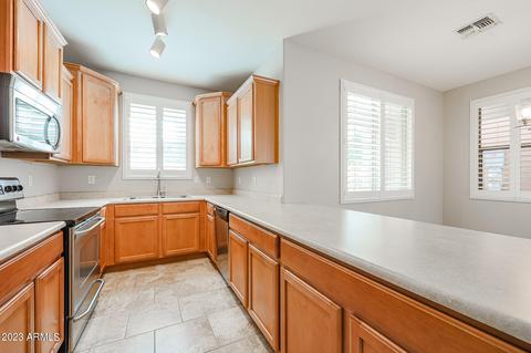 4378 E Sack Dr, Phoenix, AZ 85050 photo 13