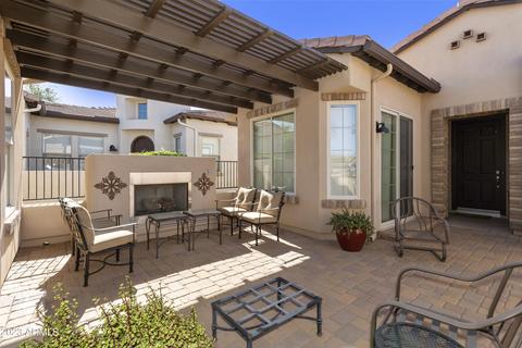 1739 E Grand Ridge Rd, San Tan Valley, AZ 85140