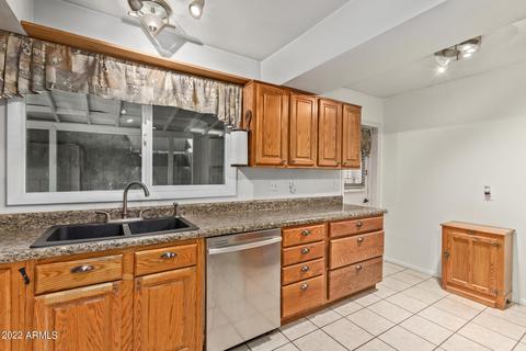 3247 E Corrine Dr, Phoenix, AZ 85032 photo 11