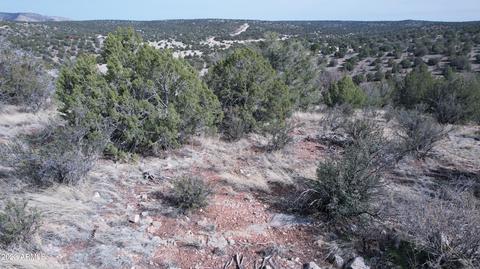 30665 W Bearclaw Ln #4330, Seligman, AZ 86337