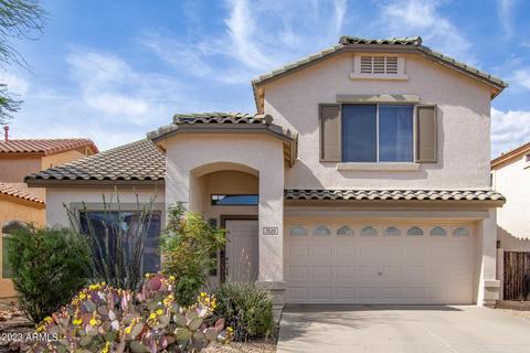 2520 W Straight Arrow Ln, Phoenix, AZ 85085
