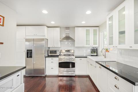1713 E Mclellan Blvd, Phoenix, AZ 85016 photo 12