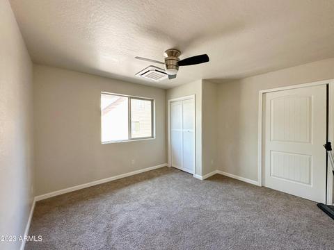 3375 Navajo Dr, Overgaard, AZ 85933 photo 14