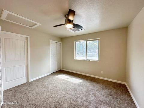 3375 Navajo Dr, Overgaard, AZ 85933 photo 11
