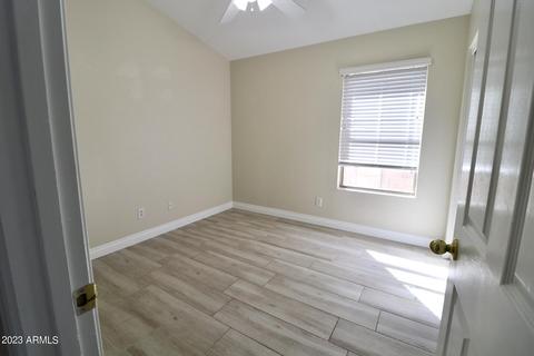 4519 E Mossman Rd, Phoenix, AZ 85050 photo 8