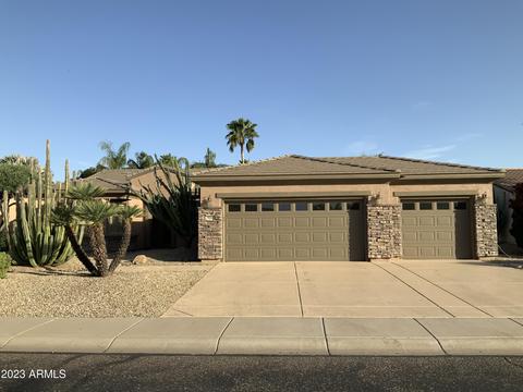14936 W Woodbury Ln, Surprise, AZ 85374